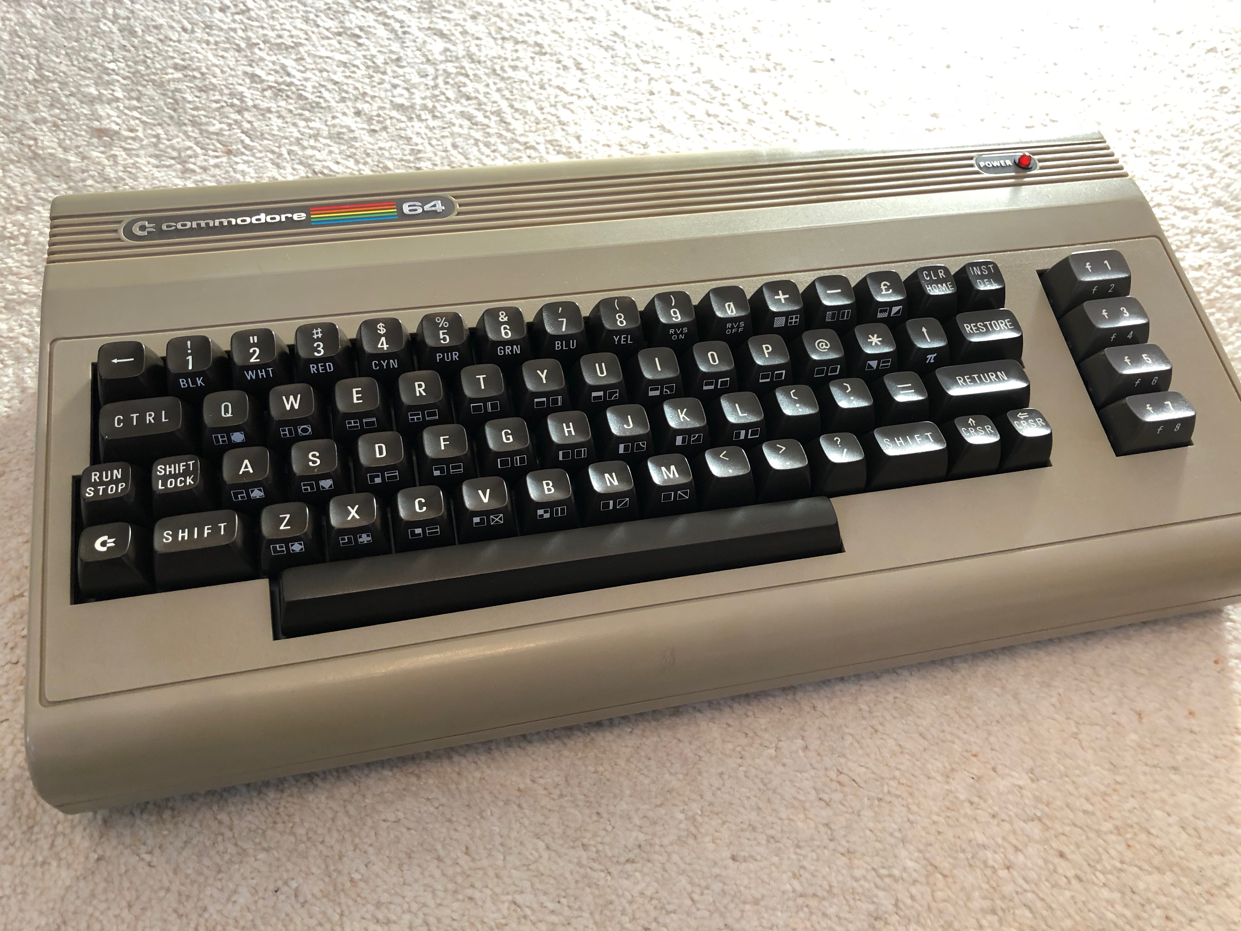 commodore 64.JPG